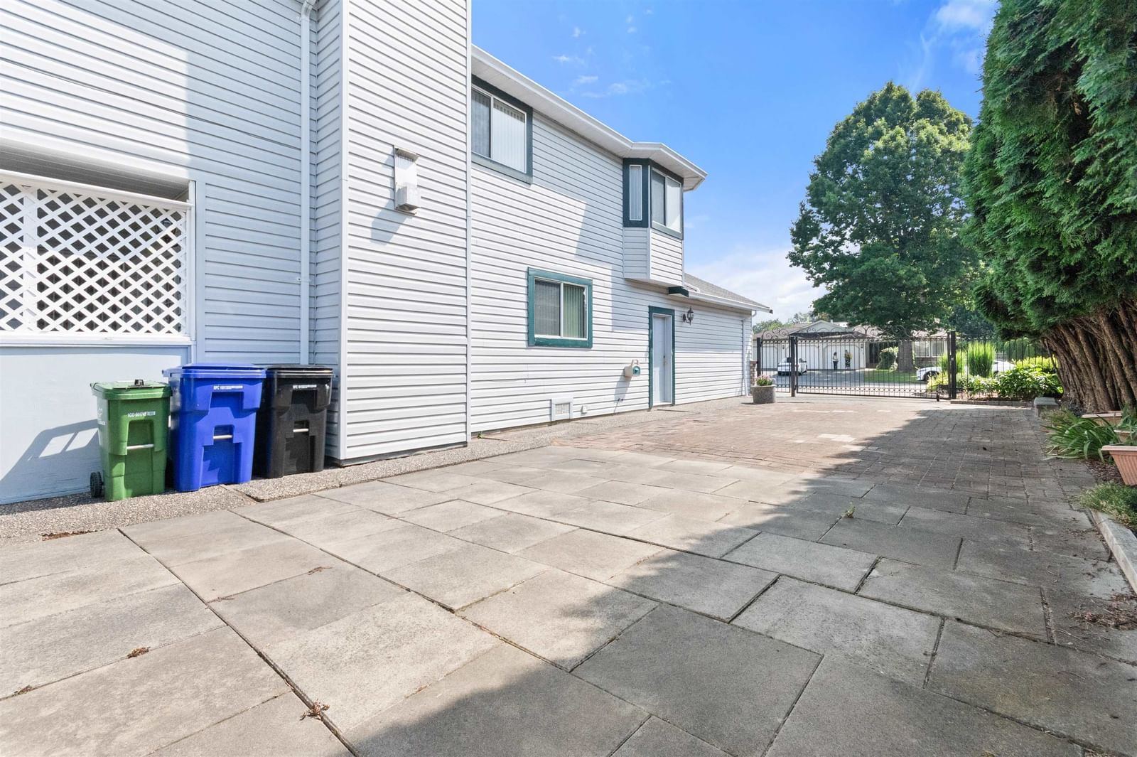 Listing Image 39