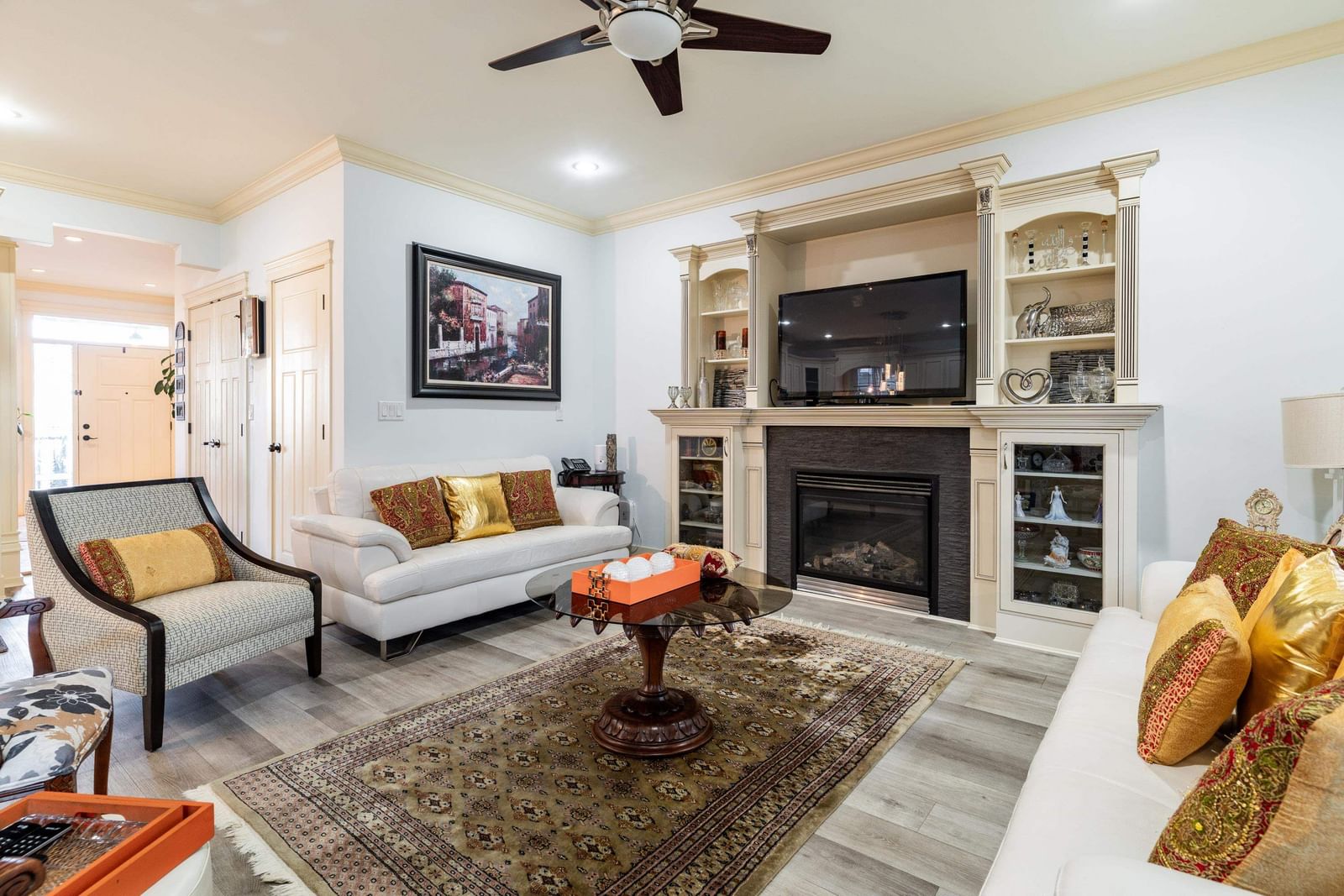 Listing Image 10