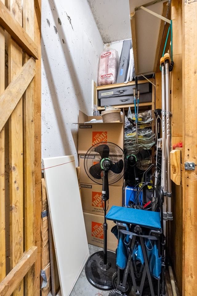 Listing Image 33