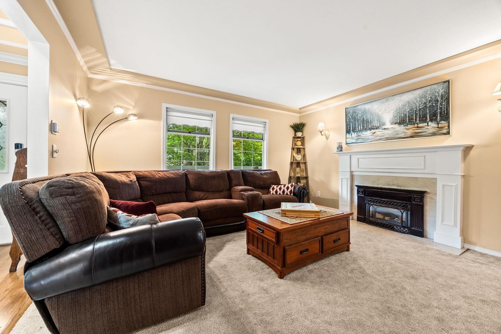 Listing Image 10