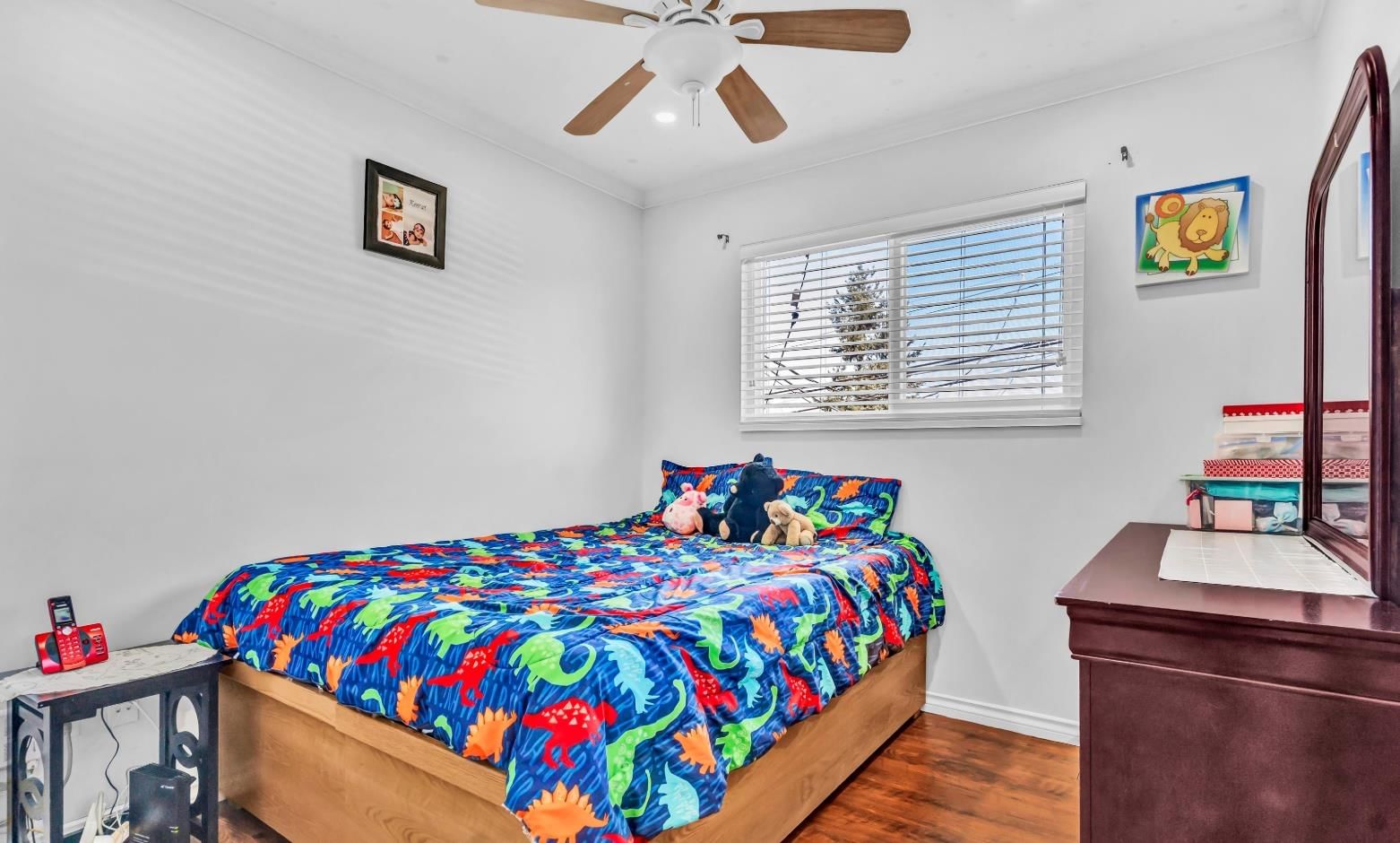 Listing Image 22