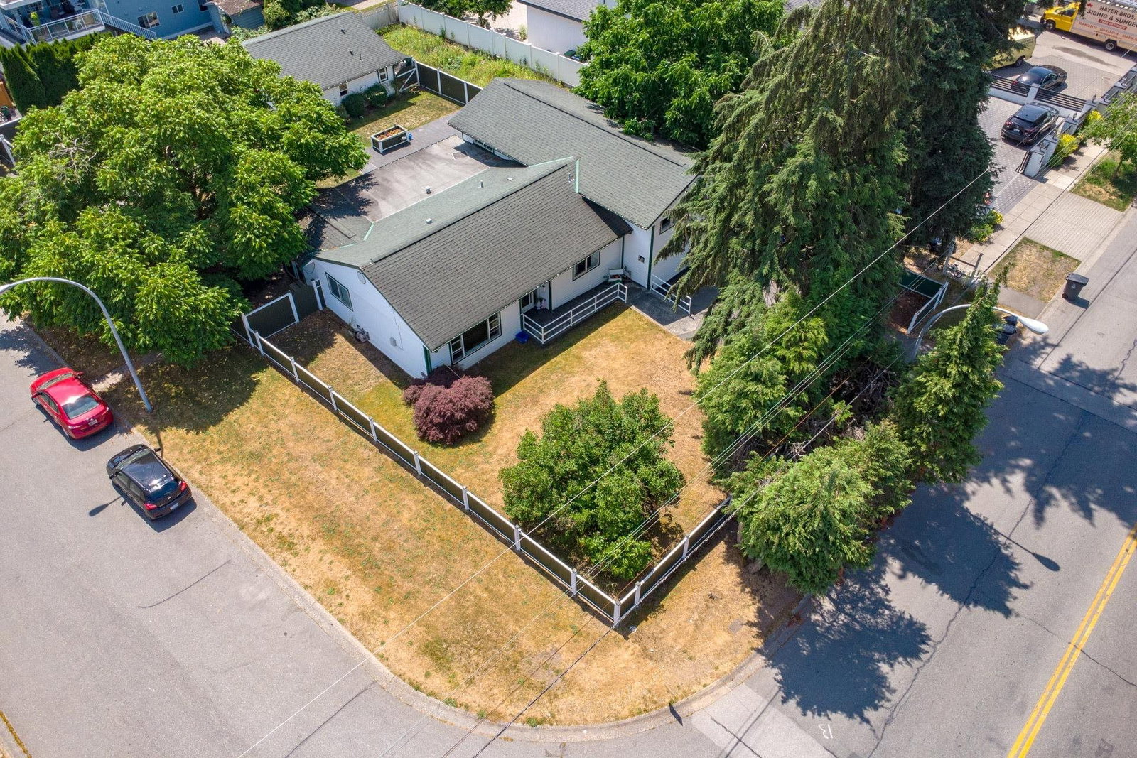 Listing Image 8