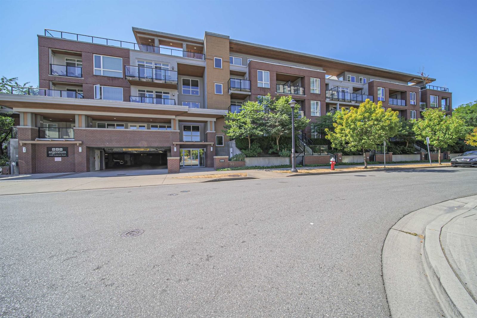 Listing Image 14