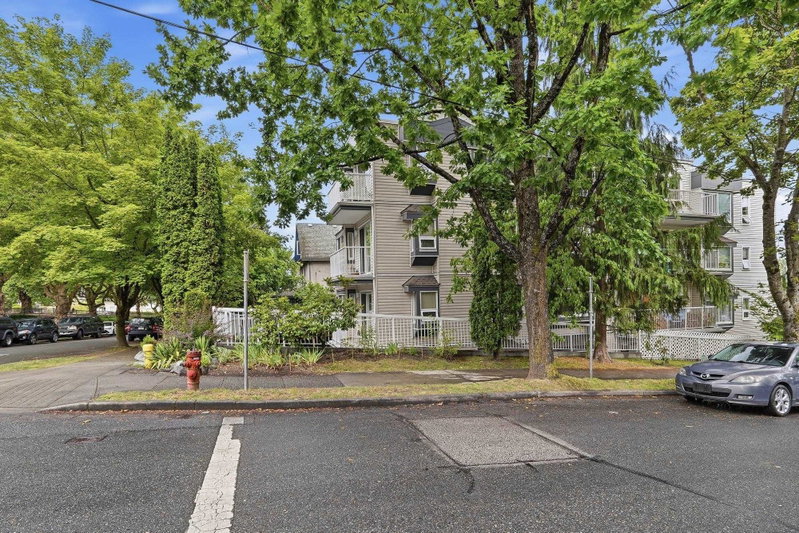 2295 Pandora Street #101, Vancouver, British Columbia
