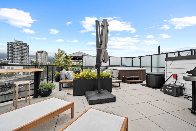 614 - 108 8th Street E