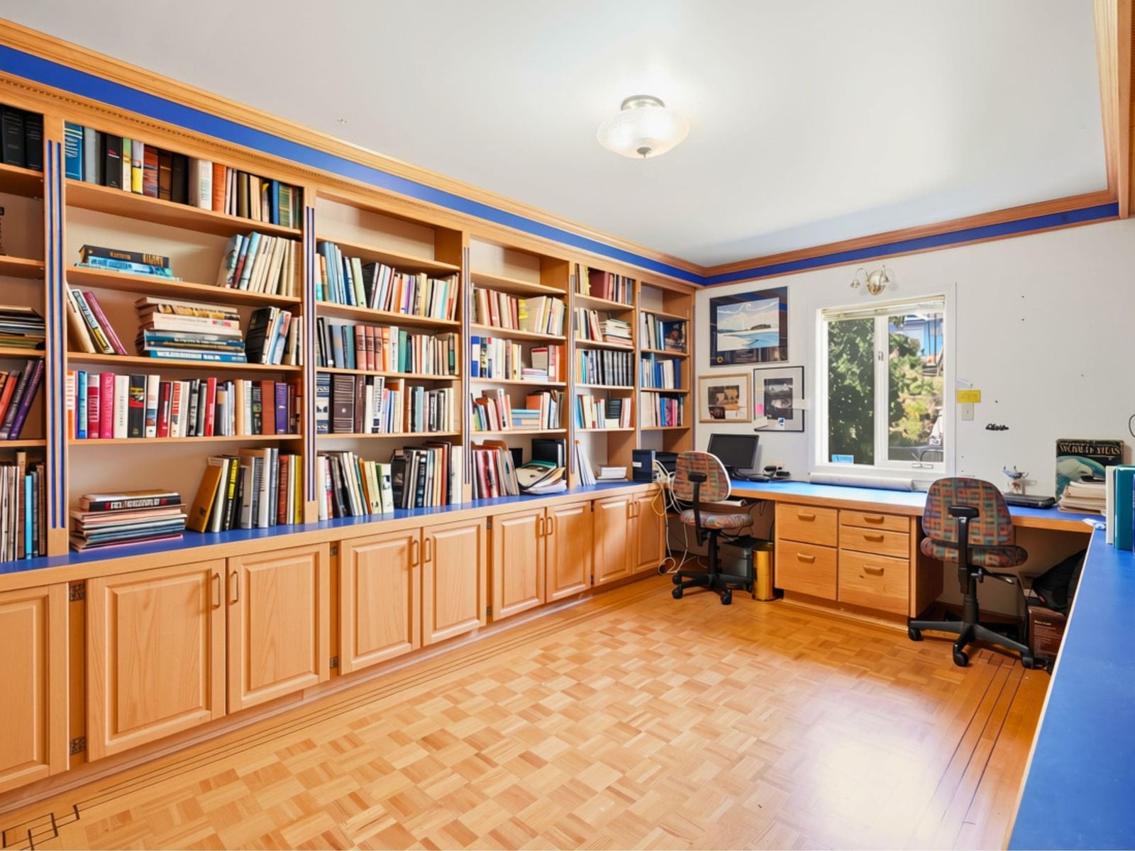 Listing Image 11