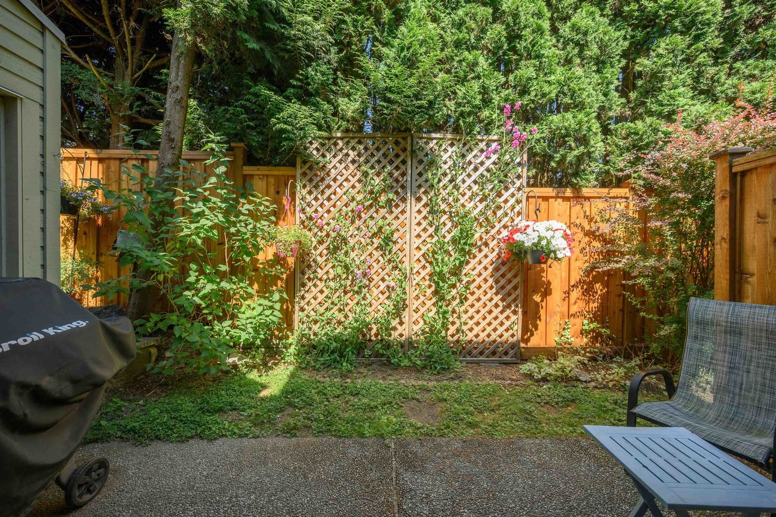 Listing Image 24