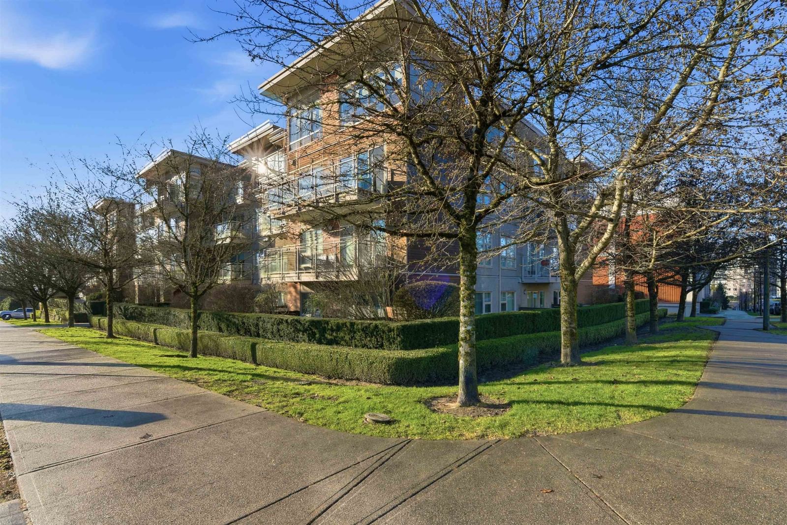 Listing Image 16