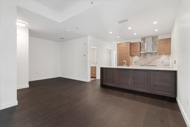 M106 - 5681 Birney Avenue