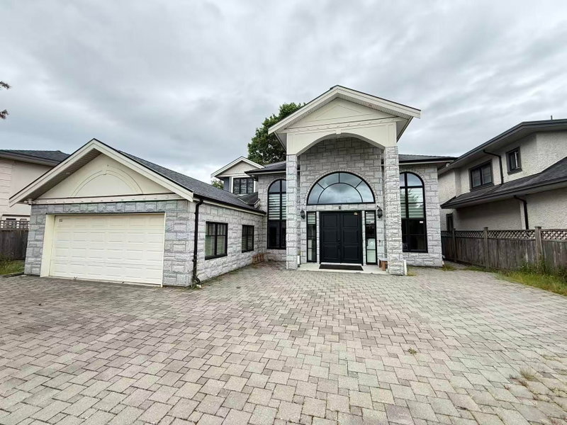 6820 Mayflower Drive, Richmond, British Columbia