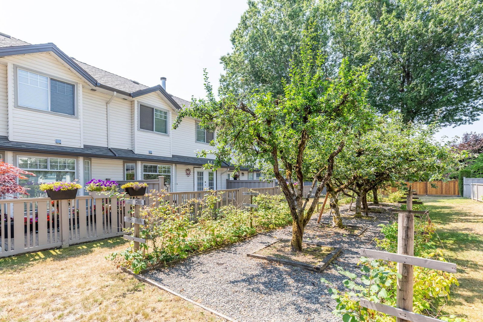 Listing Image 38