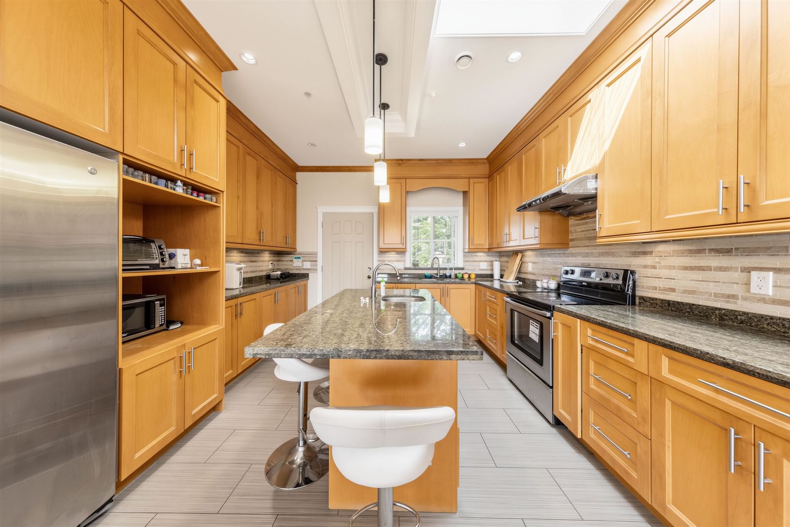 Listing Image 15