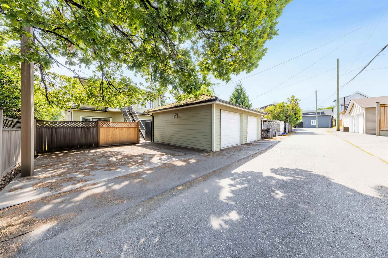 Listing Image 20