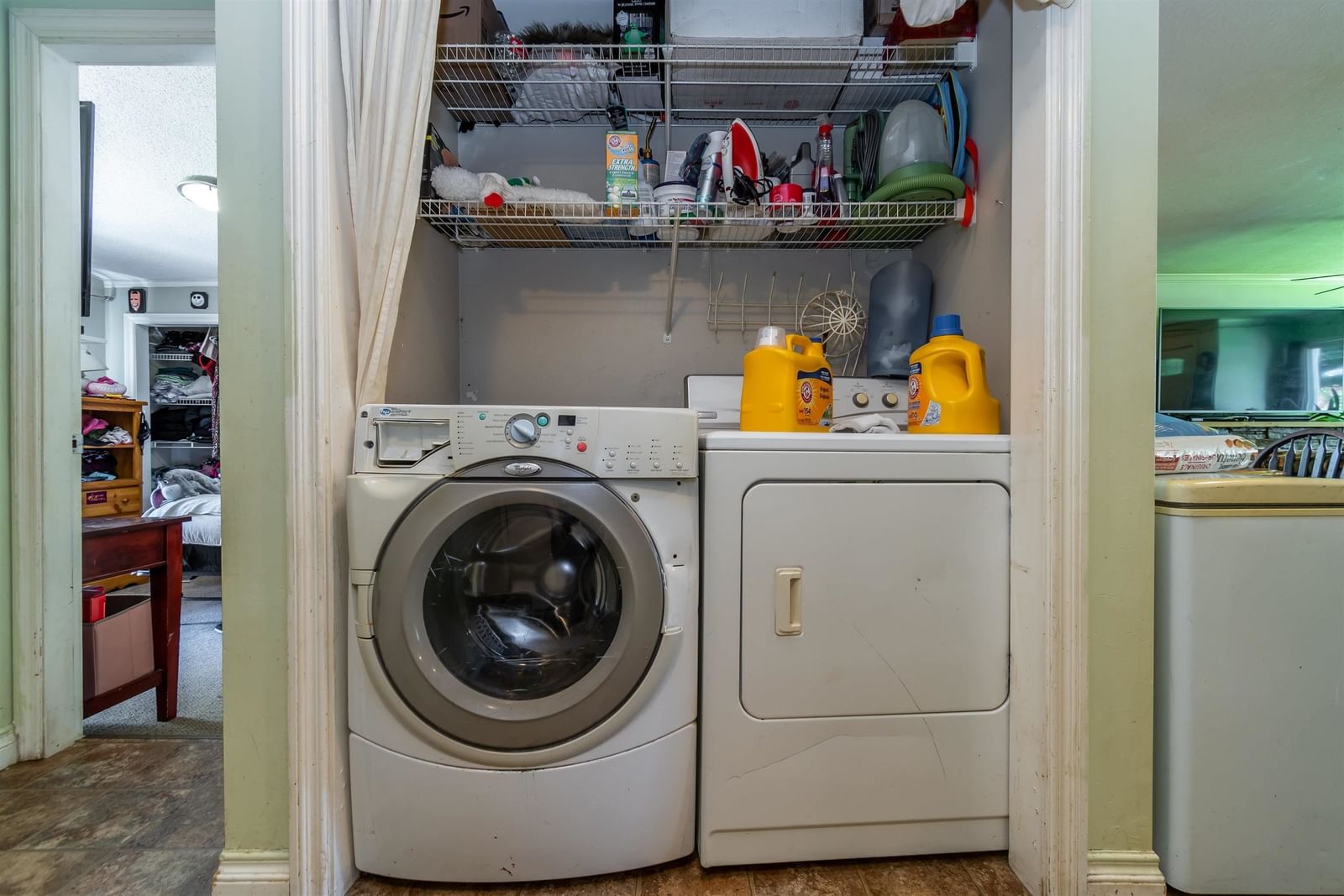 Listing Image 14