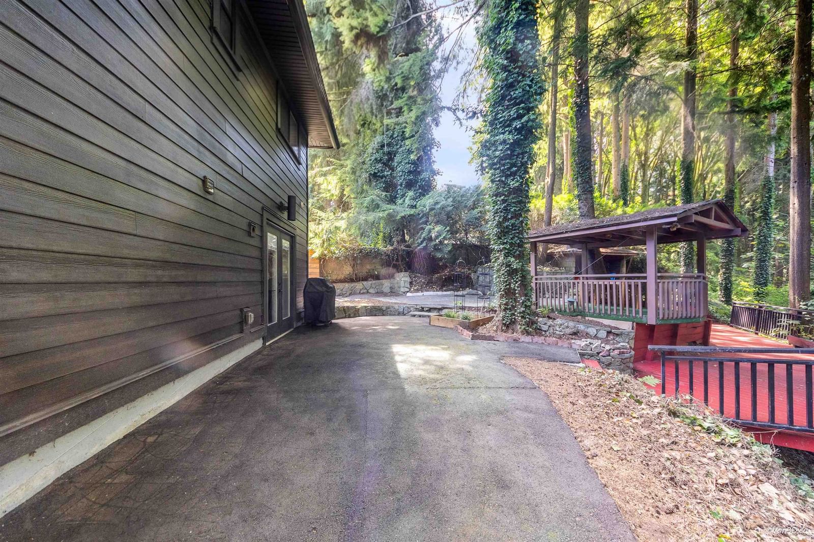 Listing Image 37