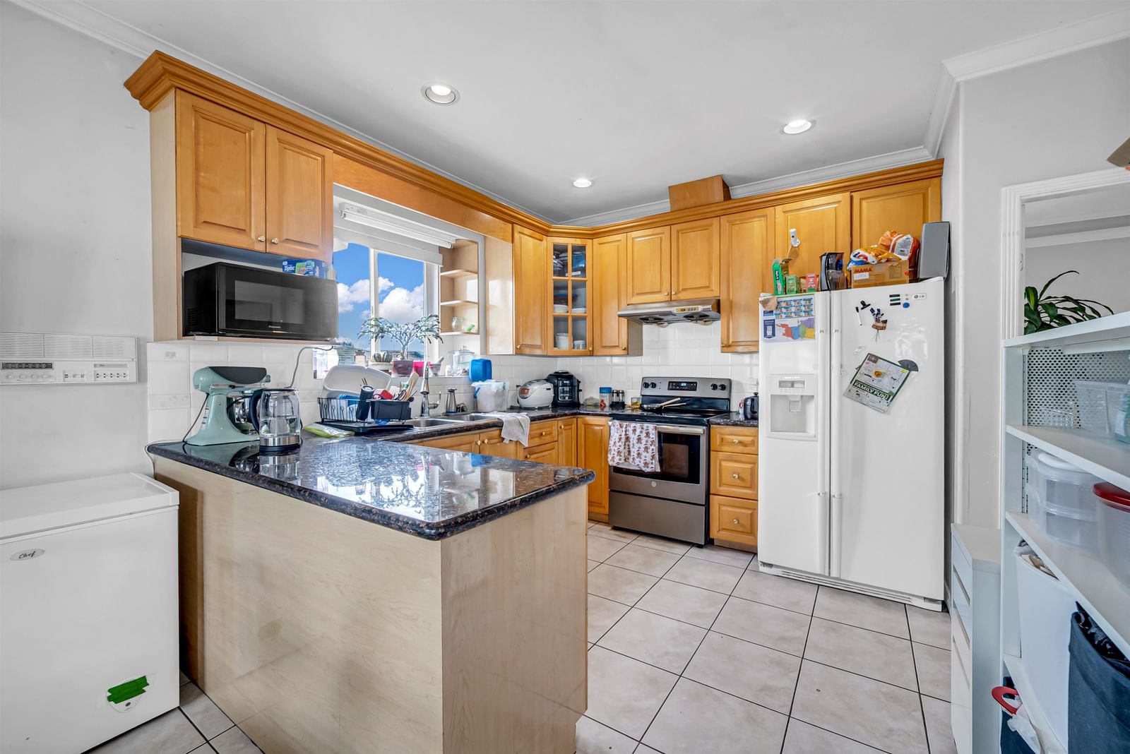 Listing Image 13