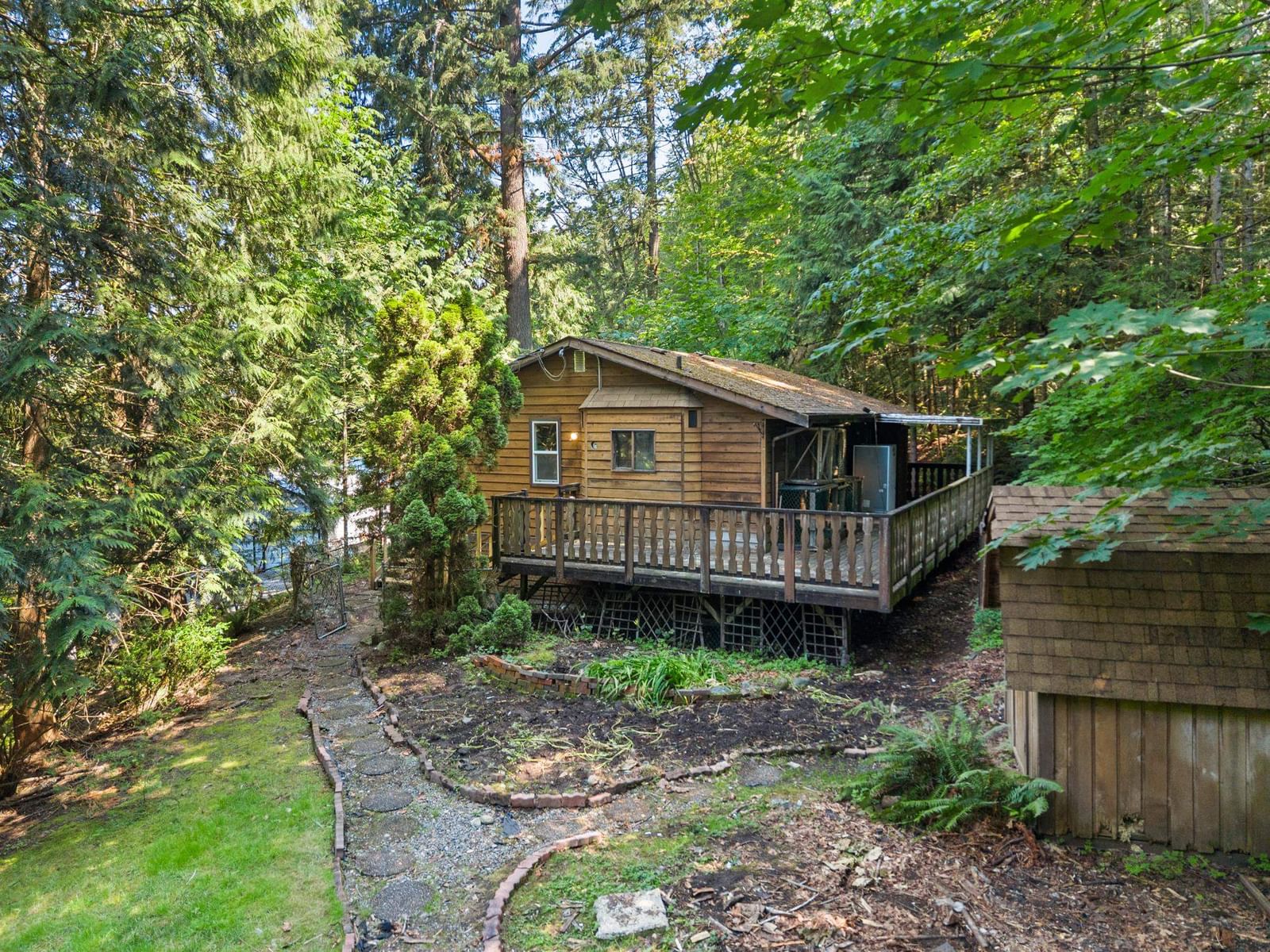 Listing Image 11
