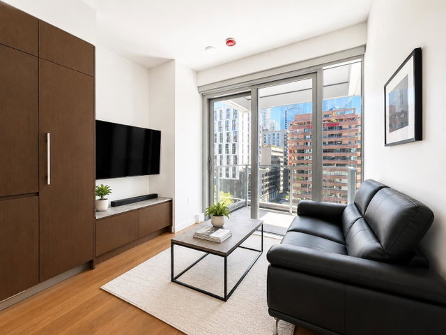 1304 - 1277 Hornby Street