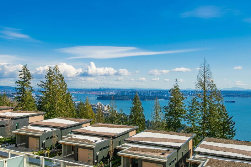 506/ - 3963 Uplands Way