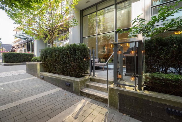 155 2nd Avenue W