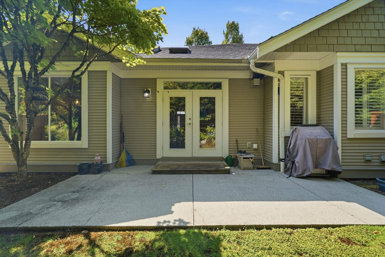 Listing Image 25