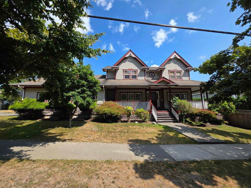 7948 160th Street, Surrey, British Columbia