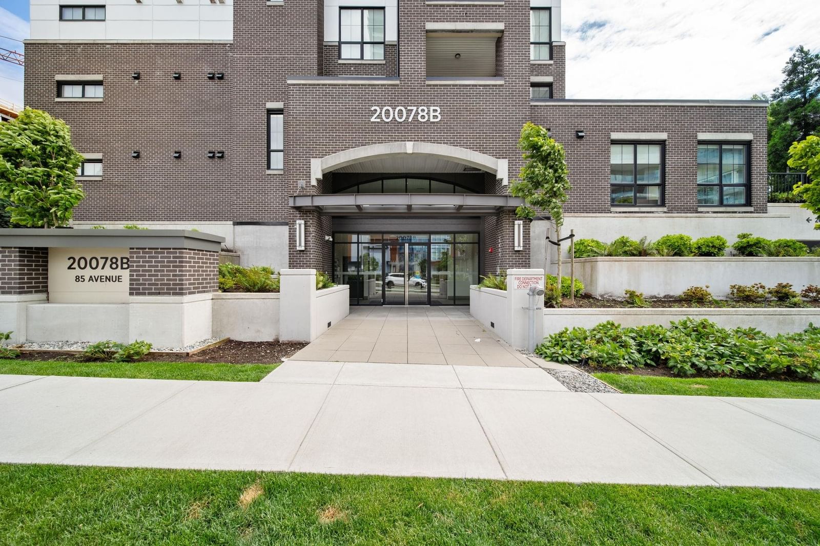 Listing Image 23