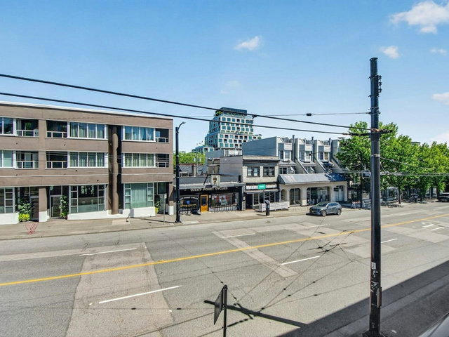 3788 10th Avenue W