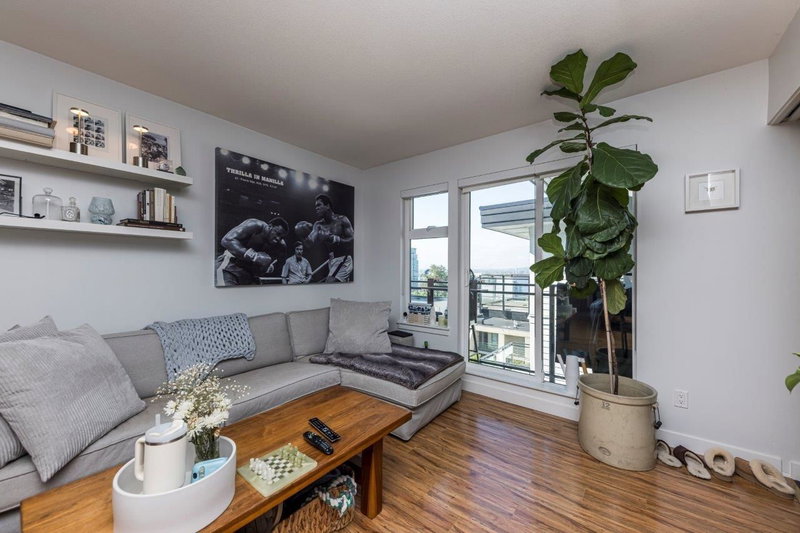 514 - 111 3rd Street E