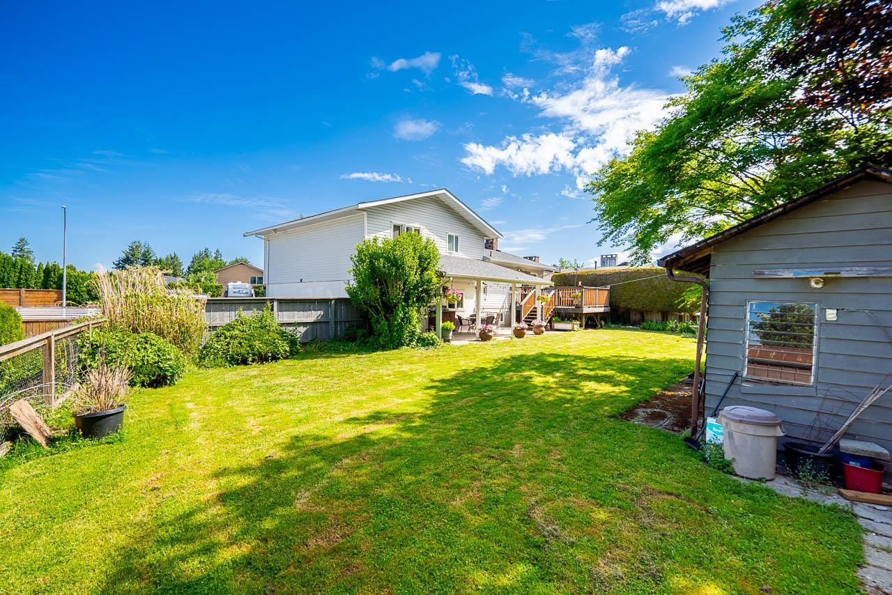 Listing Image 10