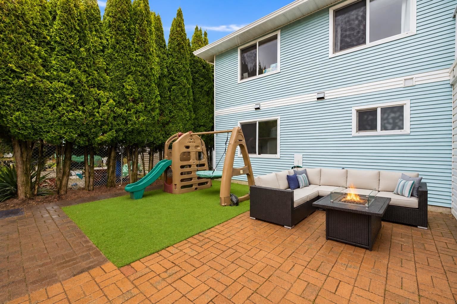 Listing Image 14