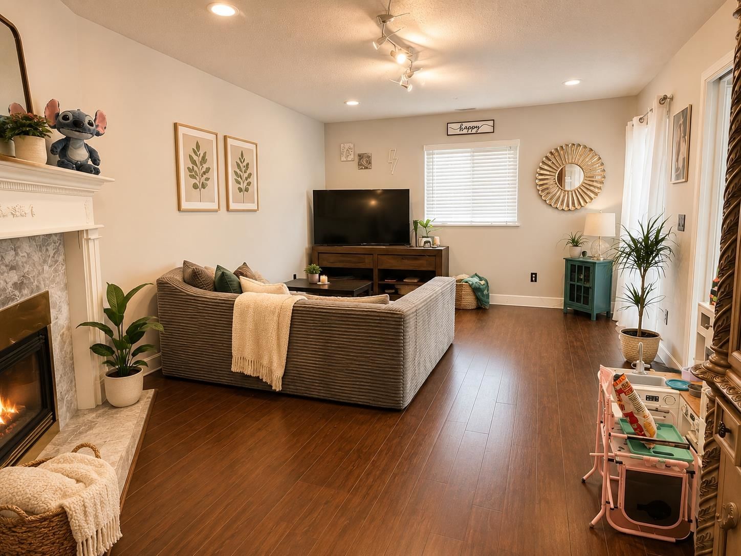 Listing Image 15