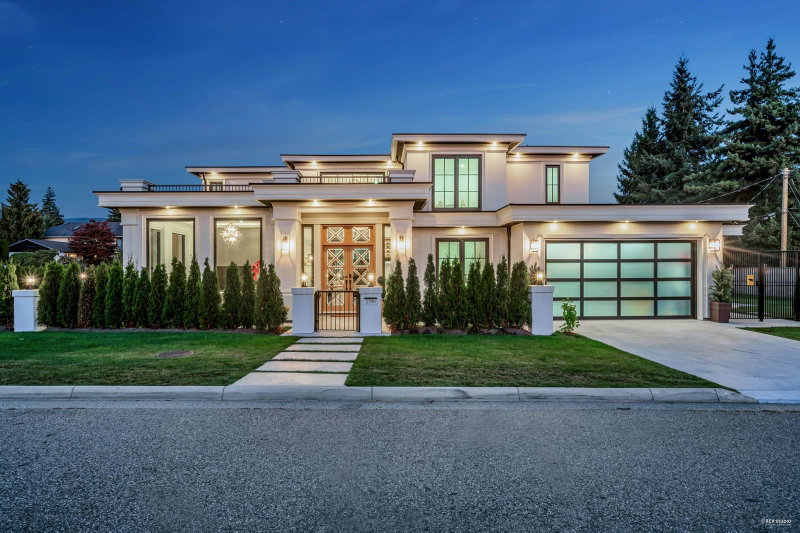 1390 Sutherland Avenue, North Vancouver, British Columbia