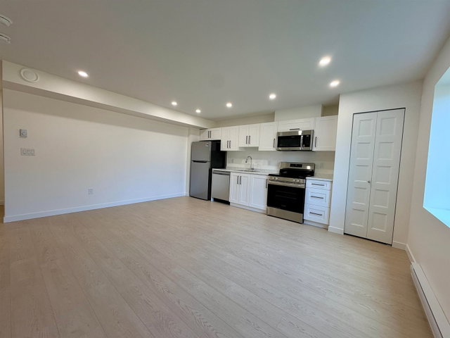 Garden-Level -