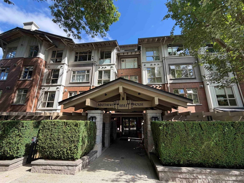 103 - 4883 Maclure Mews