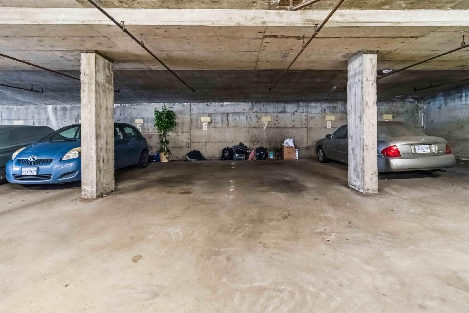 Listing Image 12