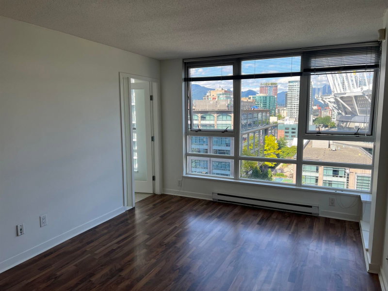 1707 - 939 Expo Boulevard