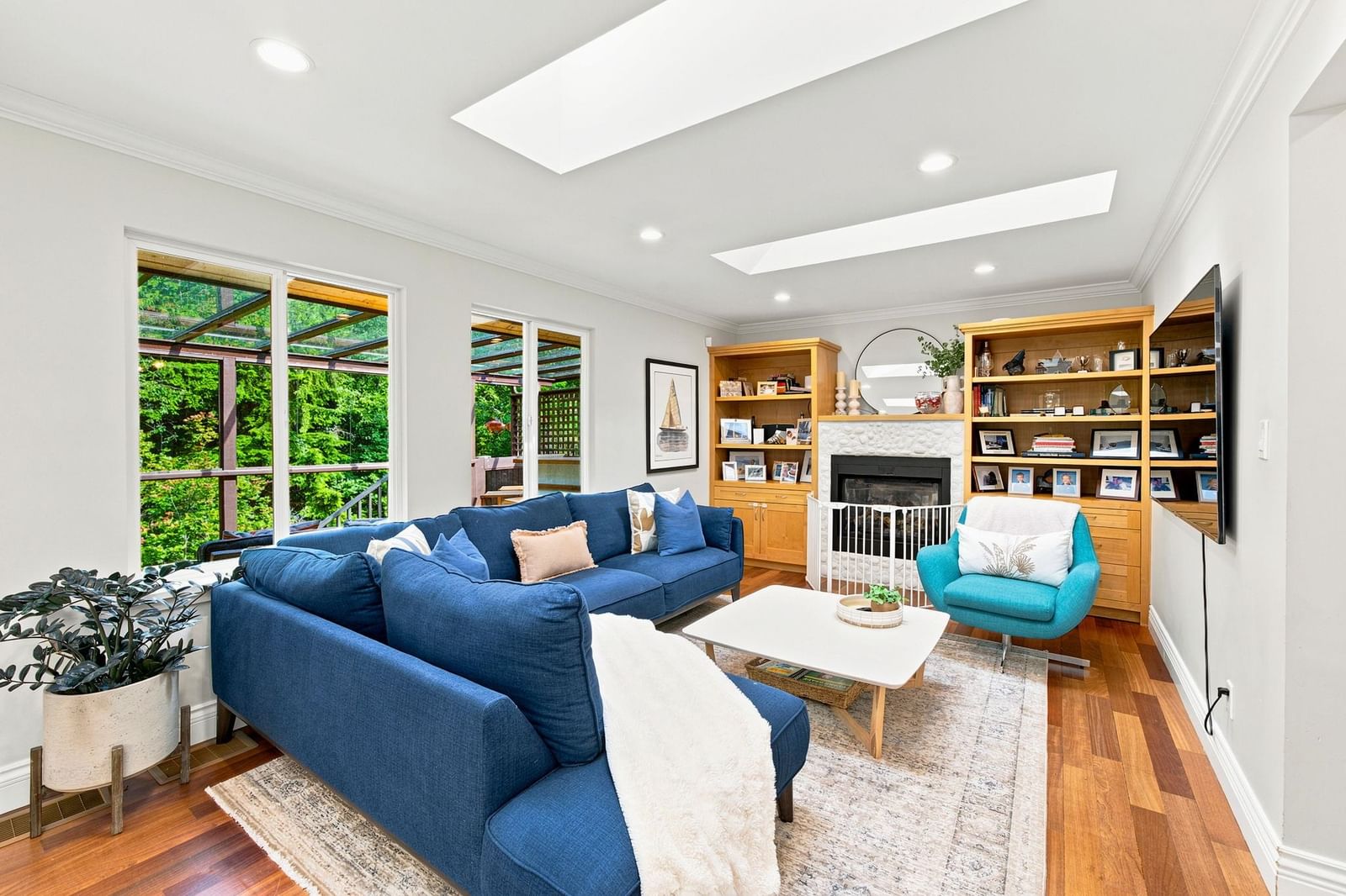 Listing Image 10
