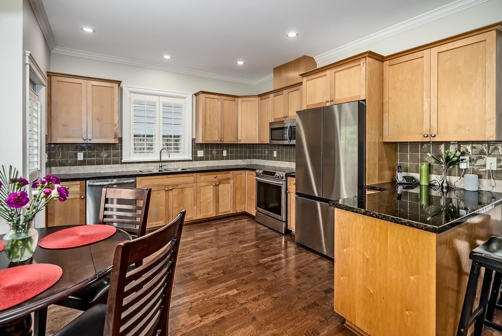 Listing Image 15