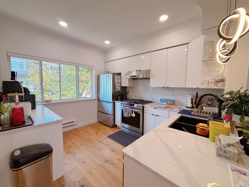 2 - 9288 Keefer Avenue