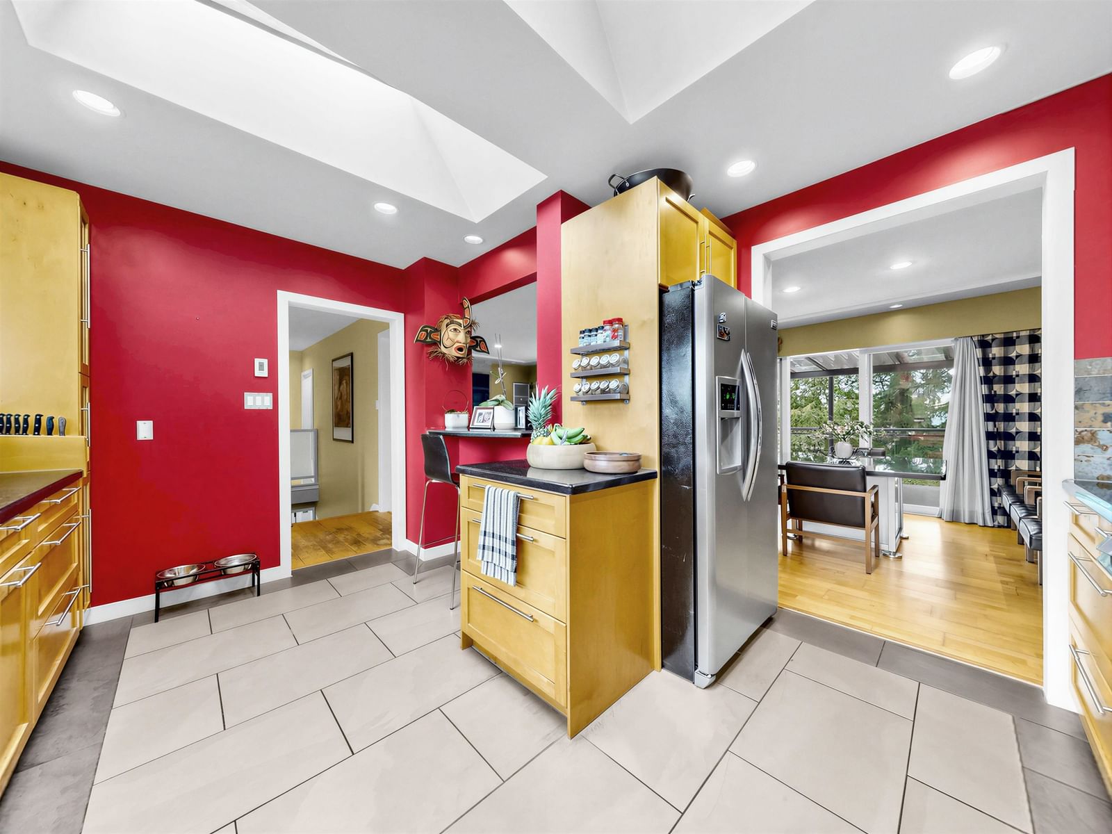 Listing Image 9