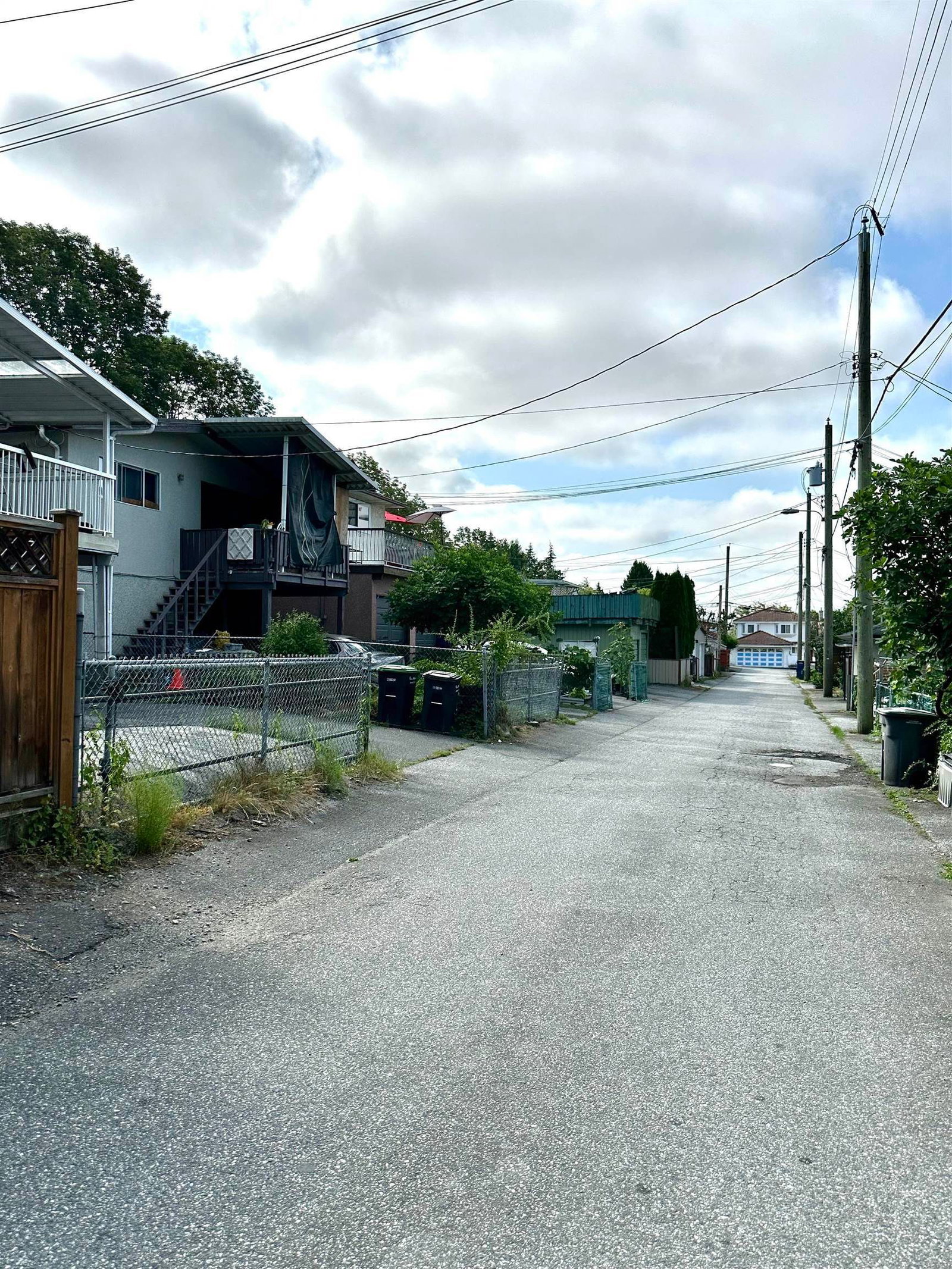 Listing Image 17