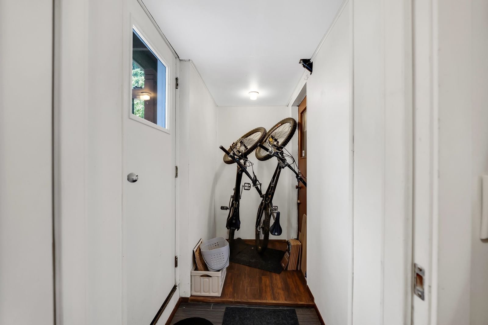 Listing Image 37