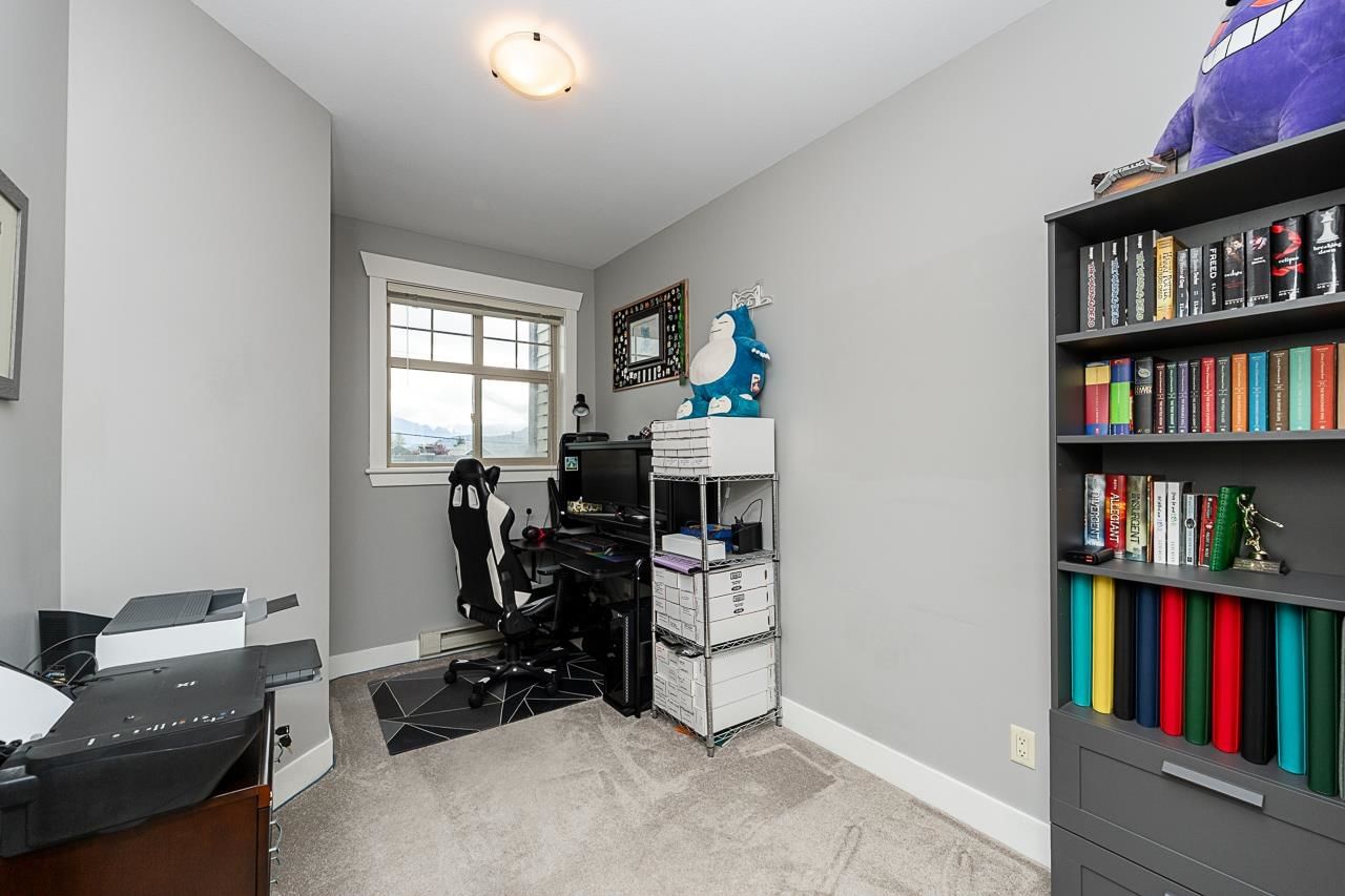 Listing Image 23