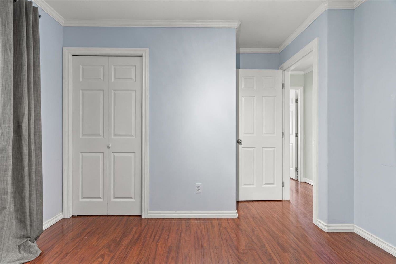 Listing Image 27