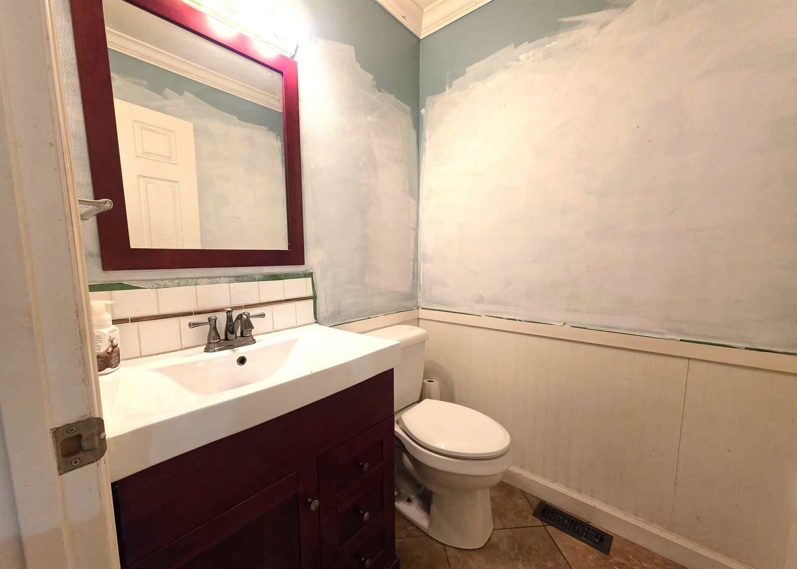 Listing Image 17