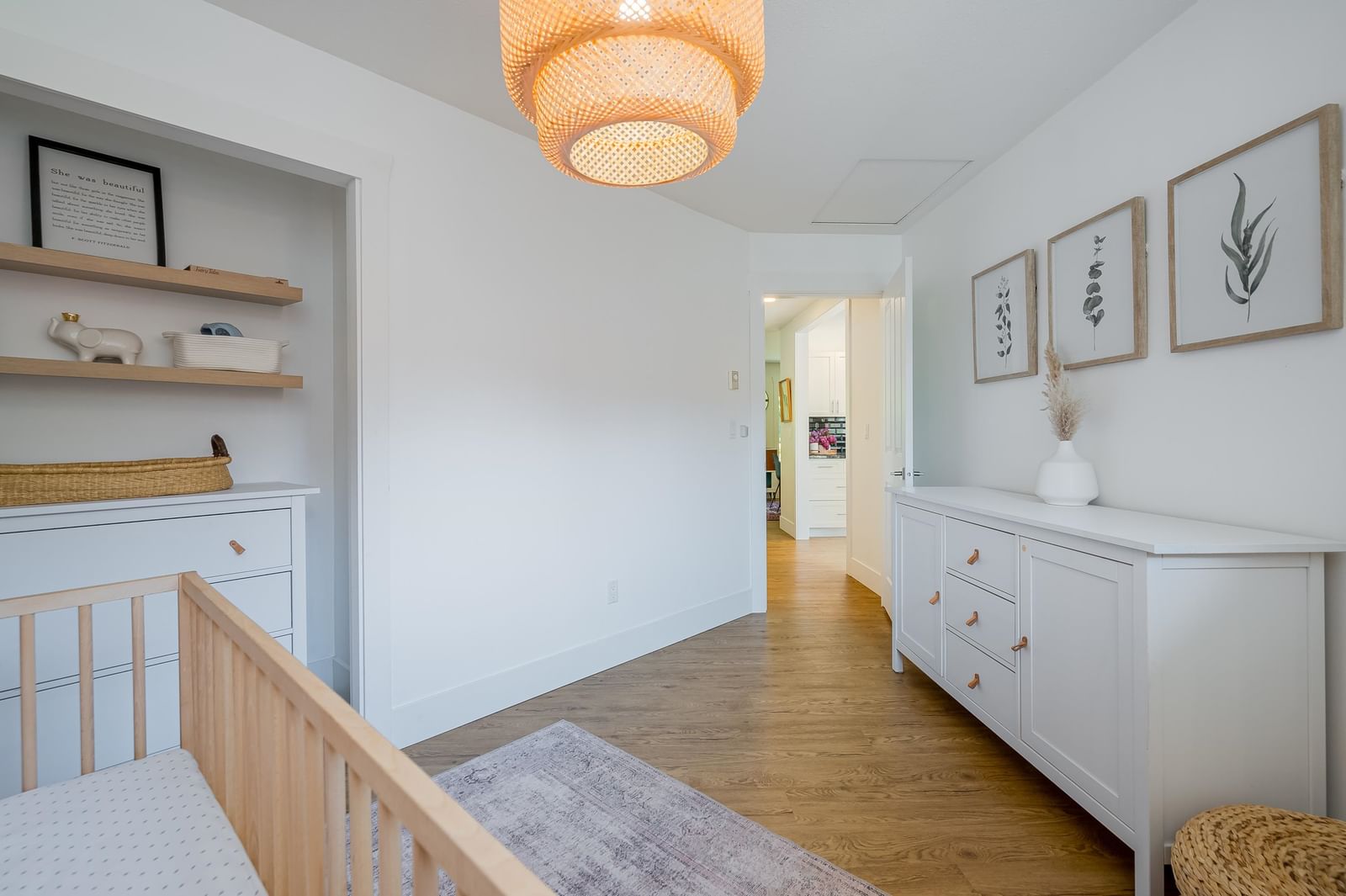 Listing Image 28