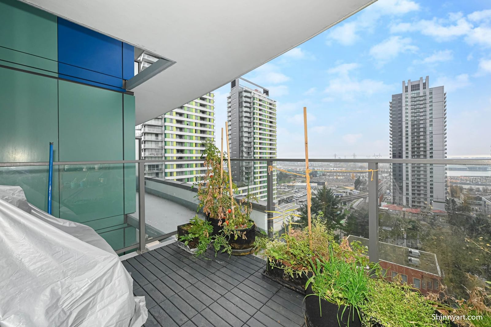 Listing Image 10