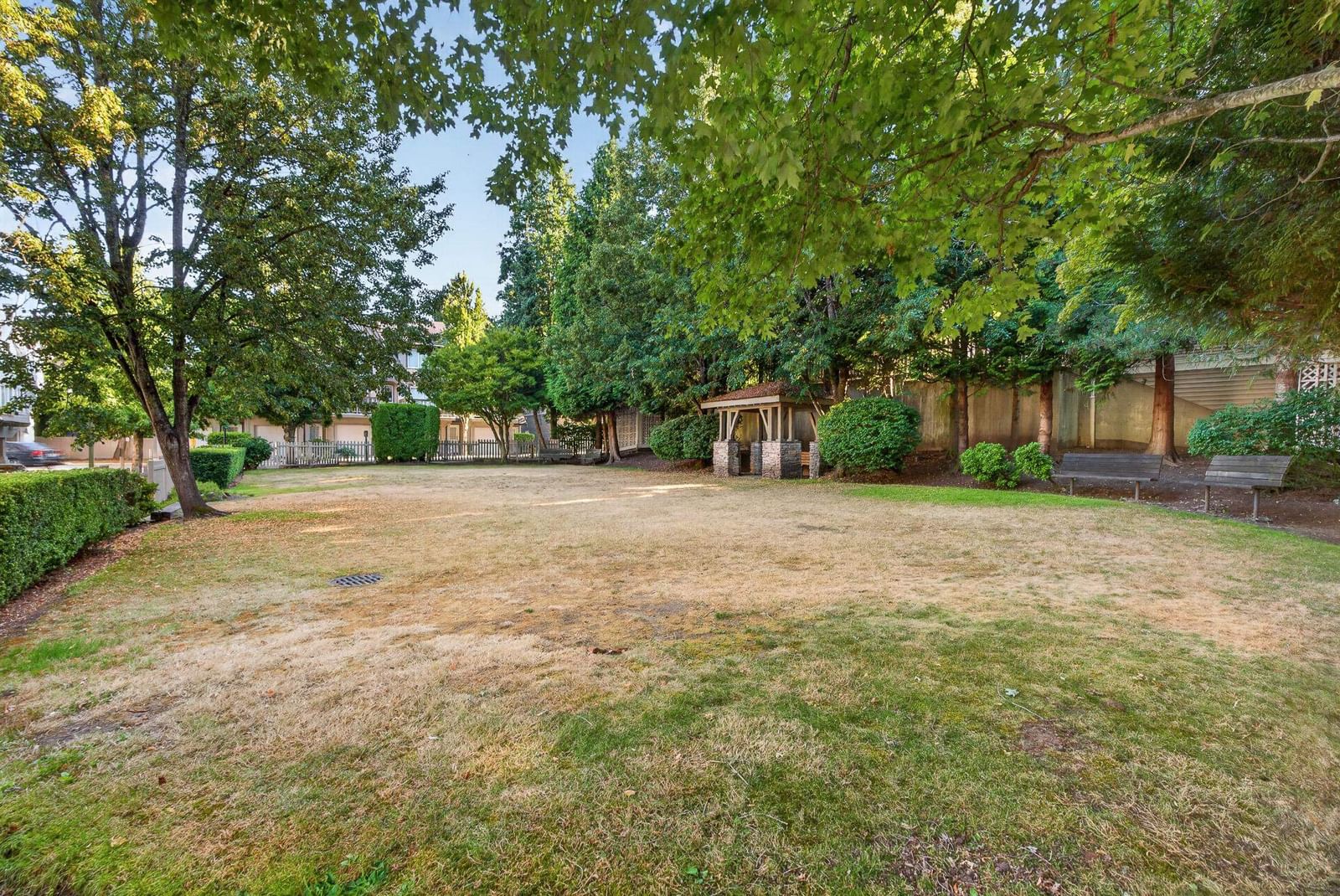 Listing Image 36
