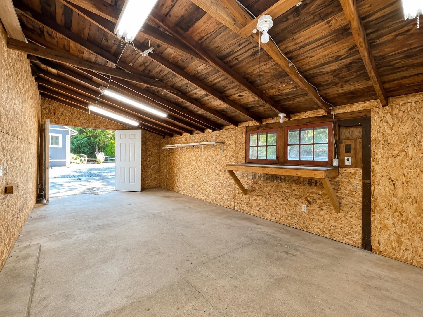Listing Image 27